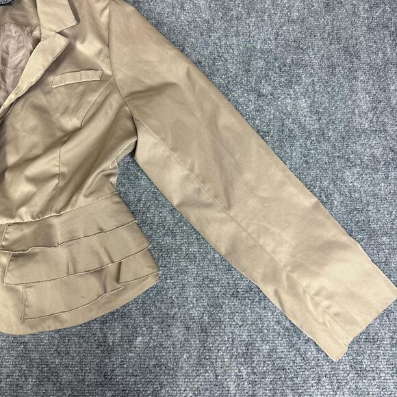 cream chic blazer - Picture 5 of 8